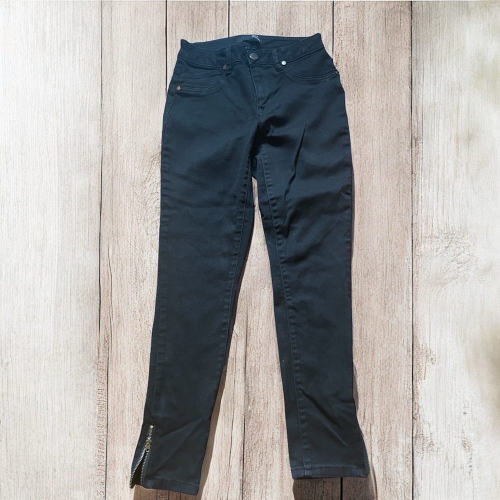 1822 Black Skinny Jeans Ankle Zipper